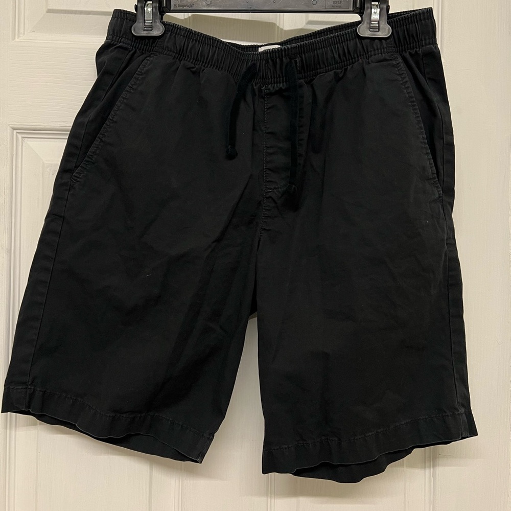 NEVER WORN Gap Easy Short 9”